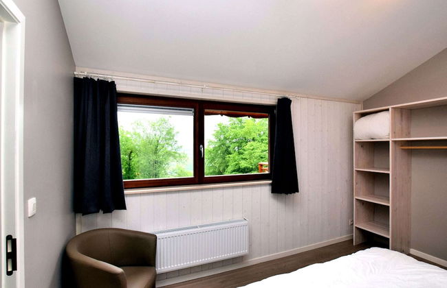 Luxurious Chalet in Beauraing With Sauna - Foto 10