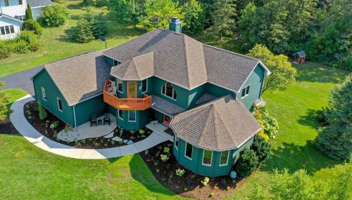 Cherry Hill - Minutes to Downtown! Hot Tub, Spacious Yard & Dogs OK! - Foto 3