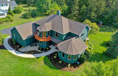 Cherry Hill - Minutes to Downtown! Hot Tub, Spacious Yard & Dogs OK! - Foto 3