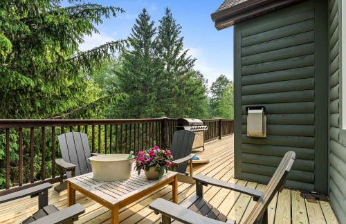 Gorgeous 5 Bdr with Hot Tub - Walk to Holi-Mont! - Foto 19