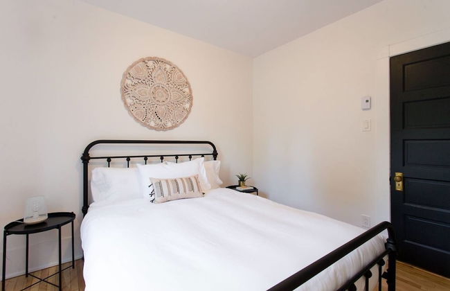 Stylish & Unique 3 Bdr Flat With Parking! - Foto 13