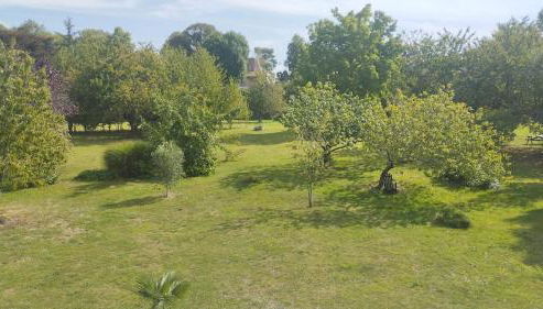 Domaine des Cerisiers - Piste cyclable & parking privé - Foto 4