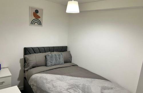 Bradford Service accommodation - Photo 11