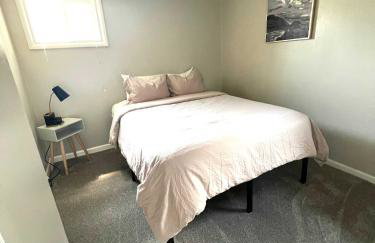 Cozy basement apartment - blocks from Old Town - Foto 1