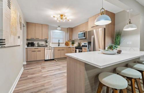 Chic Oasis Game Room Near Base - Foto 53