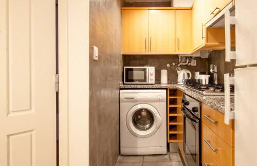 Contemporary Apartment Chiado 2 - Photo 10