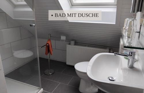 Haus Krabbe Apartments, zentral gelegen zwischen Bremerhaven und Cuxhaven, Hunde kostenfrei willkommen, hauseigene kostenfreie Parkplätze, Unterstellmöglichkeit für Fahrräder und E-Bikes - Foto 39