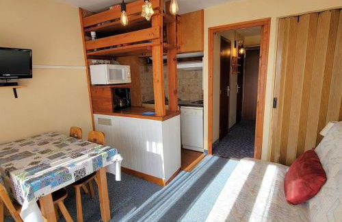 Studio 4 pers, balcon sud, parking, résidence calme - FR-1-393-161 - Foto 6