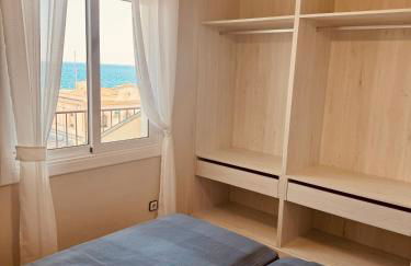 Apartamento en 1ª línea con vistas al mar cerca de Barcelona - Photo 14
