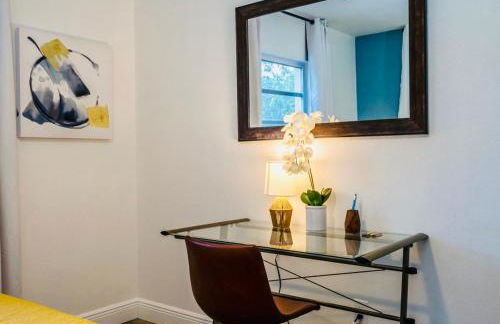 Heated pool & jetted spa -- mins to beach - Photo 43