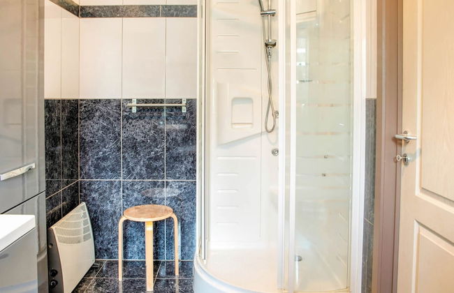 Pleasant Holiday Home With Infrared Sauna - Photo 19