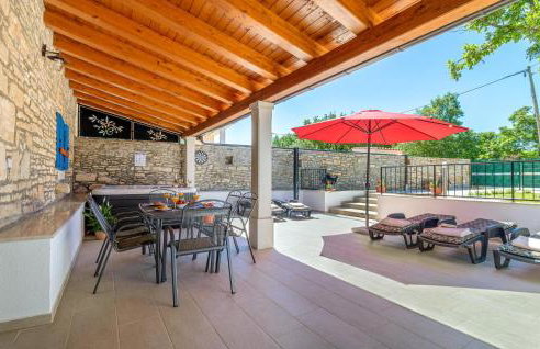 3 Bedroom Stunning Home In Brscici - Foto 13