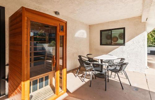 5BR Oasis with Pool, Arcade, Sauna - Photo 42