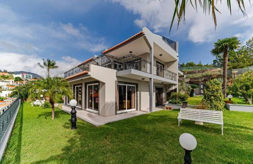 Exquisite Madeira Villa Villa Funchal Belair 4 Bedroom Panoramic Sea View - Foto 9