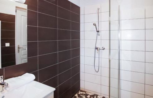 Gorgeous Home In Privas With Sauna - Foto 19