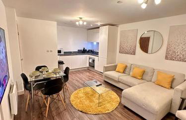 1 Bedroom Apartment- Free Parking, Broad St, City Centre - Photo 2