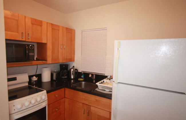 Sunny Isles Apartments by MiaRentals - Photo 26