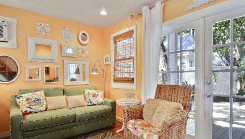 Tranquility by Avantstay Close to Duval St w/ BBQ & Shared Pool - Foto 5, Other
