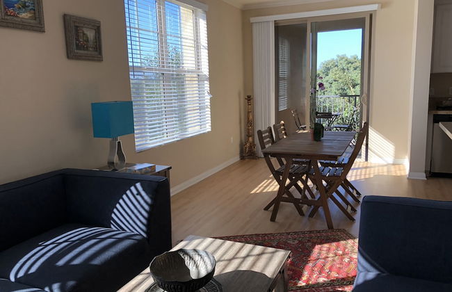 Resort Style Luxury 2BD Suite in Irvine's Spectrum Center - Foto 1