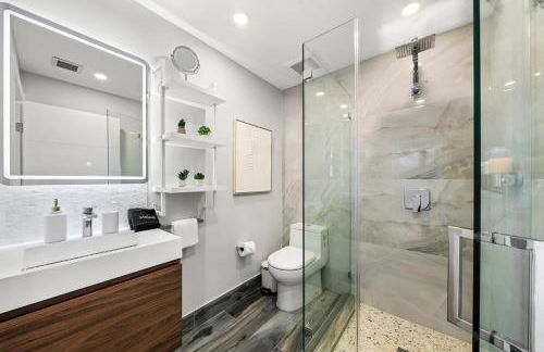 Best Bayfront View Villa with Heated Pool - Foto 49