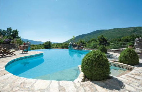 7 Bedroom Gorgeous Home In Grabovac - Photo 1