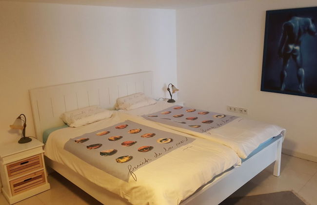 Home Away - at the Green Side of Bremen - Photo 1