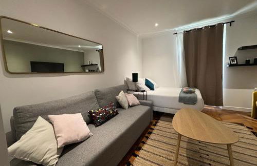 Le Rêveur - Parking Gratuit, Wifi, RER C Choisy-le-Roi - Foto 4