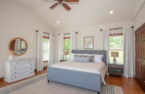 River Haven with Hot Tub - Foto 34