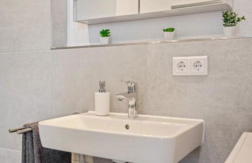 LivingLike-4P-central-modern-private-parking - Foto 21