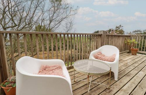 6 The Links - Photo 8