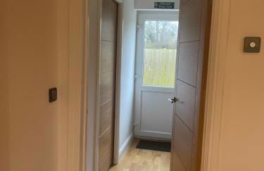 3 Bed house near Tenby with Hot Tub - Photo 40