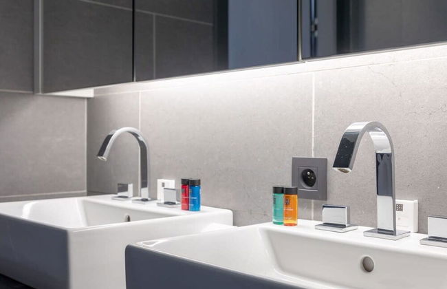 Modern Apartment at the Beach With Parking - Foto 45