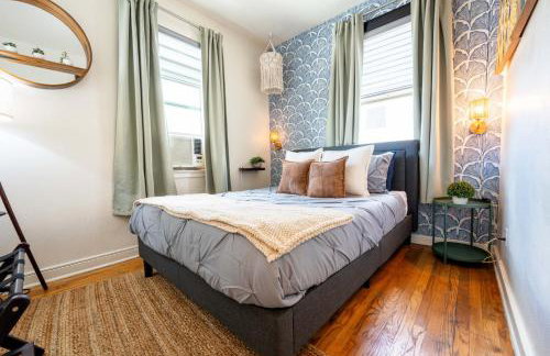 Bloom and Relax Historic 1BR in Downtown - Foto 26