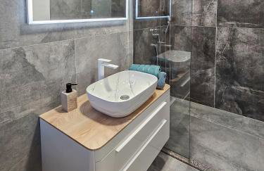 Luxury Apartment Lorena - Private Heated Pool - - Photo 34