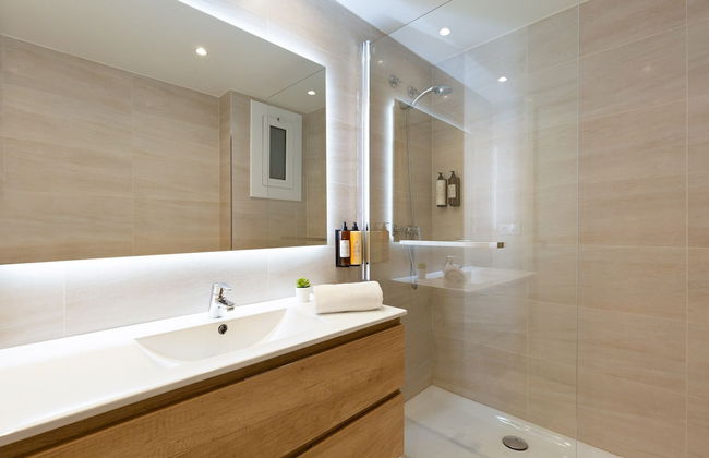 Sitges Group Beach Dreams - Photo 62