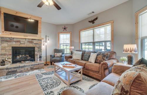 Hot Tub and EV Charger Helen Getaway with Views! - Photo 4