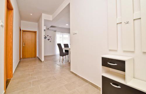 Apartments Mica - Photo 21