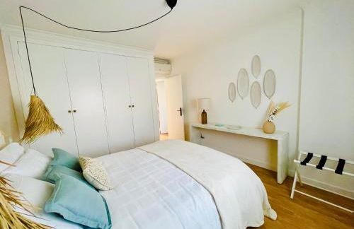 Amazing beach bliss 2br w/private sea view terrace - Photo 19