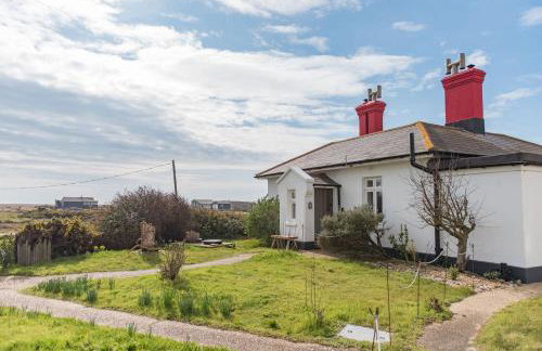 West Cottage by Bloom Stays - Photo 32