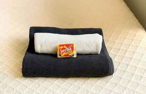 TOP ANGEBOT - große Wohnung - max 6 Personen - WiFi - Waschmaschine - Badewanne - 2 Parkplätze - zentrale Lage - große Küche TOP - Foto 17