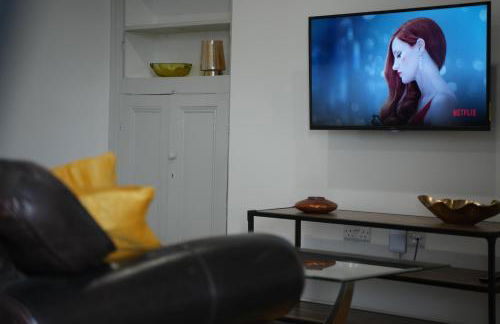 Immaculate 1-bed Apartment in Merthyr Tydfil - Photo 25