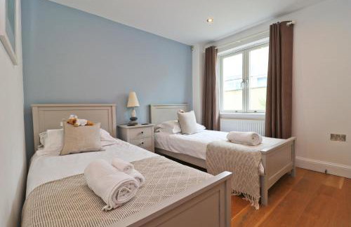 APARTMENT BY THE BEACH, courtyard garden - Foto 12