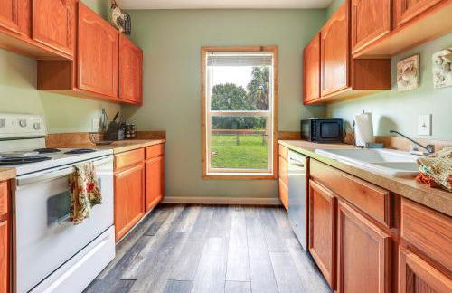 Pet-Friendly Cabin on 50 Acres in Palm City! - Foto 8