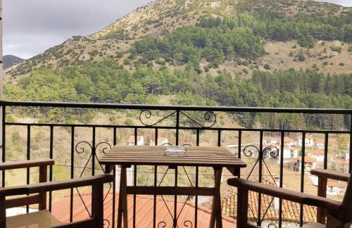 Kristi's Homes - "Beautiful Home" in Dimitsana - Photo 3