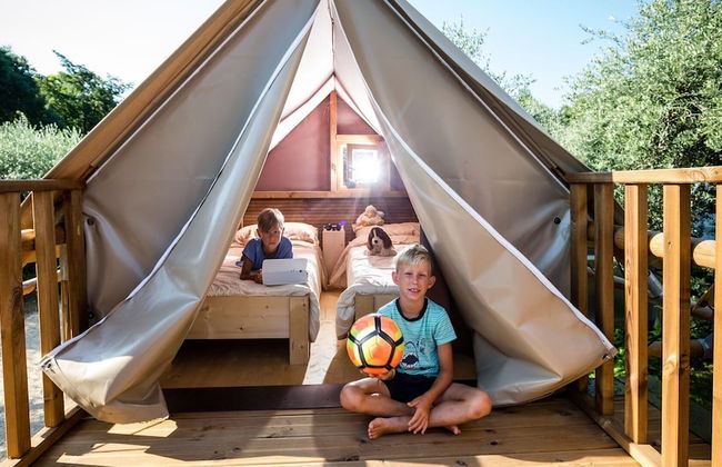 Weekend Glamping Resort - Photo 15