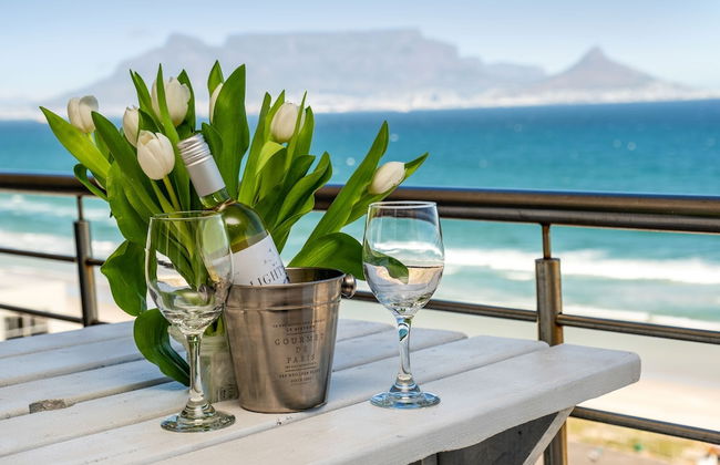 The Waves 1002 - Photo 1