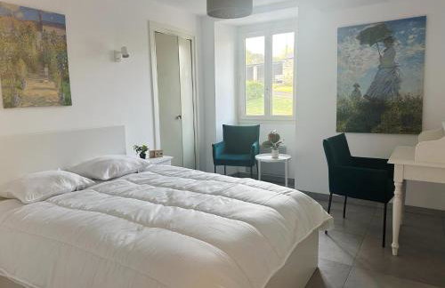 Lovely Holiday Home in Loire for 10 - Photo 30