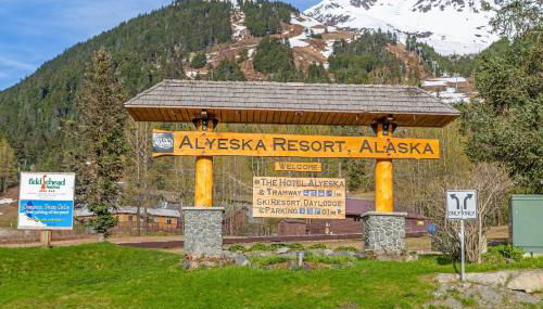 Brighton Condo #209 - Photo 5