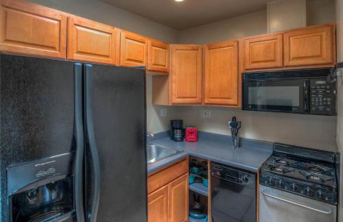 Appealing Quiet and Private Modern 2 Bedroom - Foto 18