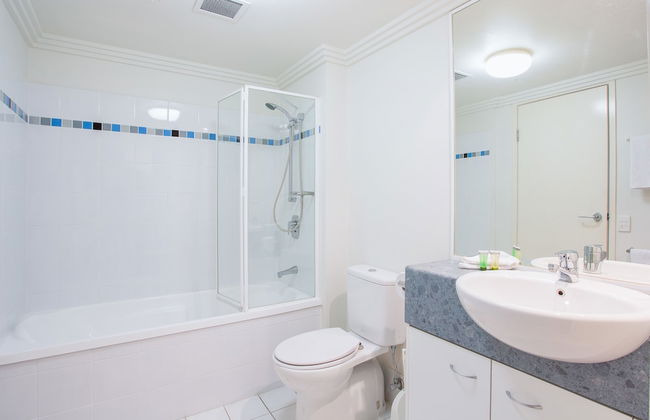 Republic Apartments - Photo 41